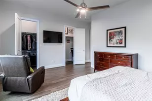 10939 Grove Tree Ln, Houston, TX 77043 - Photo 30