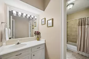 2034 Norfolk St, Houston, TX 77098 - Photo 34
