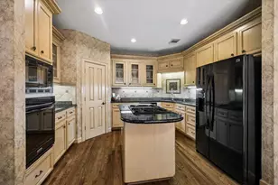 2034 Norfolk St, Houston, TX 77098 - Photo 14