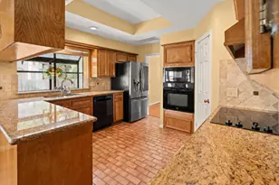 4019 Valley Haven Dr, Houston, TX 77339 - Photo 16