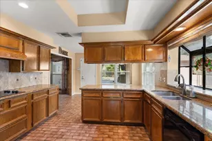 4019 Valley Haven Dr, Houston, TX 77339 - Photo 18