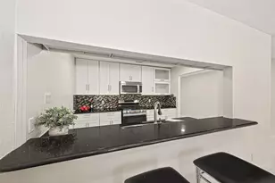 9102 N Allegro St, Houston, TX 77080 - Photo 20