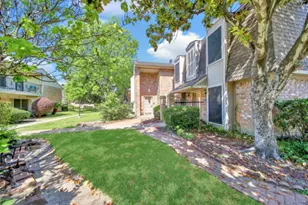 7846 Kendalia Dr, Houston, TX 77036 - Photo 2