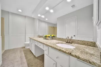 7846 Kendalia Drive, Houston, TX 77036 - Photo 14