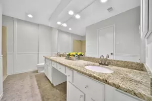 7846 Kendalia Dr, Houston, TX 77036 - Photo 14
