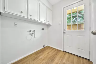 7846 Kendalia Drive, Houston, TX 77036 - Photo 10