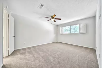 7846 Kendalia Drive, Houston, TX 77036 - Photo 12