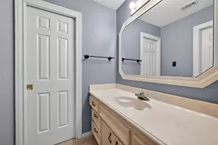 4131 Crow Valley, Missouri City, TX 77459 - Photo 32
