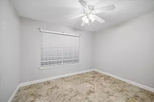 5215 Shady Maple Dr, Houston, TX 77339 - Photo 22