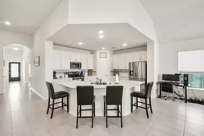 418 Wellshire Drive, West Columbia, UT 77486 - Photo 10