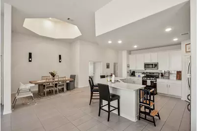 418 Wellshire Drive, West Columbia, UT 77486 - Photo 18