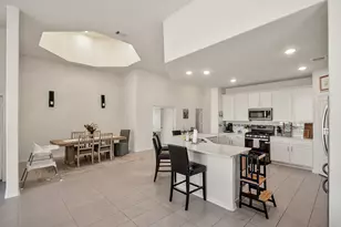 418 Wellshire Dr, West Columbia, UT 77486 - Photo 18