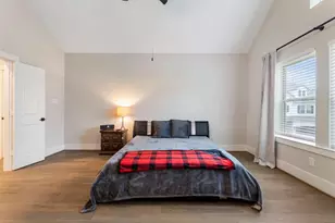 2612 Zemmer Ln, Houston, TX 77008 - Photo 28