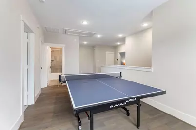 2612 Zemmer Ln, Houston, TX 77008 - Photo 22