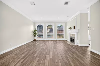 19602 Laurel Park Lane, Houston, TX 77094 - Photo 10