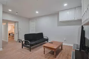 7618 Del Glen Ln, Houston, TX 77072 - Photo 6