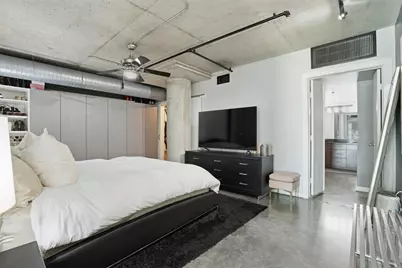 2000 Bagby Street #9422, Houston, TX 77002 - Photo 8