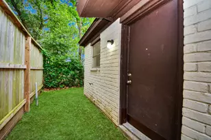 1736 Crestdale Dr, Houston, TX 77080 - Photo 34