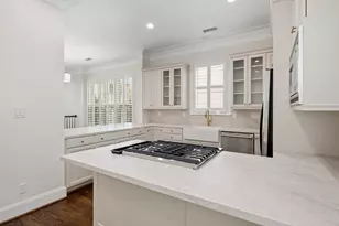 1918 Greenwich Terrace Dr, Houston, TX 77019 - Photo 14