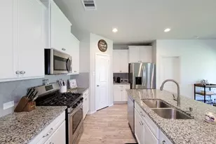 2326 Strong Horse Dr, Conroe, TX 77301 - Photo 8