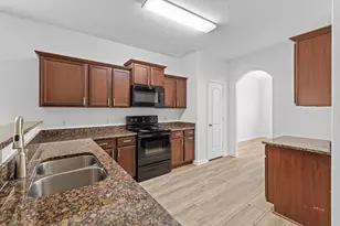 12059 Powderhorn Ln, Pinehurst, TX 77362 - Photo 10