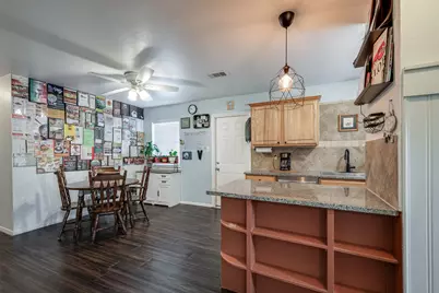 322 S Carroll, La Porte, TX 77571 - Photo 6