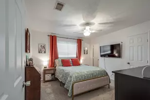 322 S Carroll, La Porte, TX 77571 - Photo 10