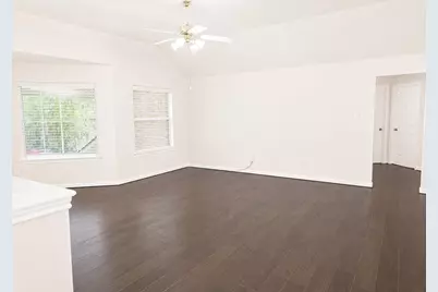 98 W Knightsbridge Drive, The Woodlands, TX 77385 - Photo 22
