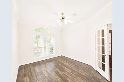 98 W Knightsbridge Drive, The Woodlands, TX 77385 - Photo 14