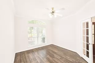 98 W Knightsbridge Dr, The Woodlands, TX 77385 - Photo 14