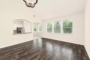 98 W Knightsbridge Dr, The Woodlands, TX 77385 - Photo 6