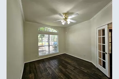 98 W Knightsbridge Drive, The Woodlands, TX 77385 - Photo 14