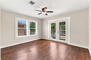 1518 Ridgewood St, Houston, TX 77006 - Photo 12