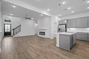 10118 Palm Spgs Pl, Iowa Colony, TX 77578 - Photo 10