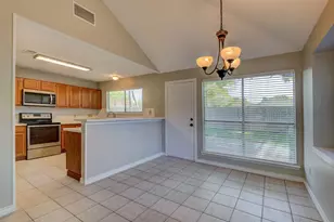 412 Meadowpoint Dr, League City, TX 77573 - Photo 10