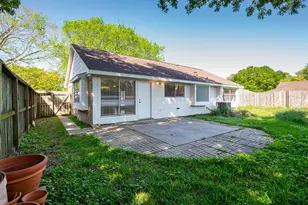 412 Meadowpoint Dr, League City, TX 77573 - Photo 28