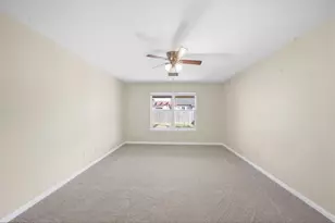 9834 Opal Rock Dr, Rosharon, TX 77583 - Photo 14