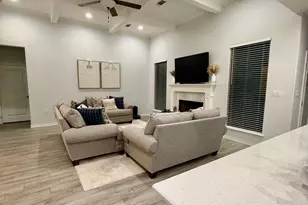 2295 Diamond D Dr, Beaumont, TX 77713 - Photo 4