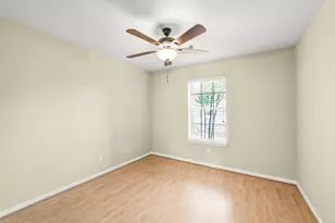 1748 Hazelwood St, Conroe, TX 77301 - Photo 24