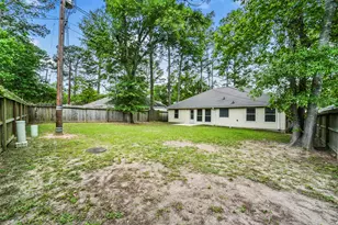 1748 Hazelwood St, Conroe, TX 77301 - Photo 32