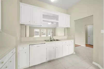 1748 Hazelwood Street, Conroe, TX 77301 - Photo 12