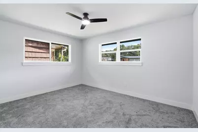 5551 Winding Creek Way, Houston, TX 77017 - Photo 18