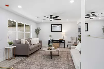 5551 Winding Creek Way, Houston, TX 77017 - Photo 14