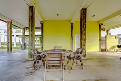 972 Hamilton Drive, Crystal Beach, TX 77650 - Photo 40