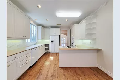 2211 Augusta Drive #19, Houston, TX 77057 - Photo 10