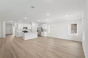 16466 Pinebrook Leaf Ln, Magnolia, TX 77355 - Photo 4