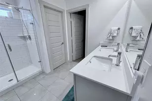 6811 Fleetwood Crescent Wy, Richmond, TX 77407 - Photo 10