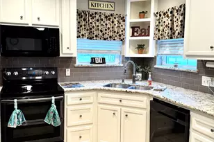 12003 W River Run Dr, Baytown, TX 77523 - Photo 6