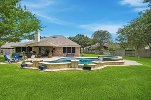 1855 American Elm Ct, Sugar Land, TX 77479 - Photo 4