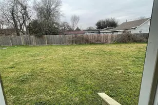 3942 King St, Houston, TX 77026 - Photo 10